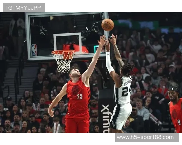 开拓者掌握杯赛主动权战胜马刺即可晋级淘汰赛